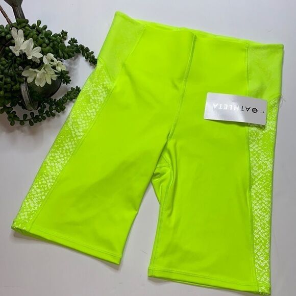 Athleta Stay Fly Reflective Compression 9" Shorts - Picture 5 of 13
